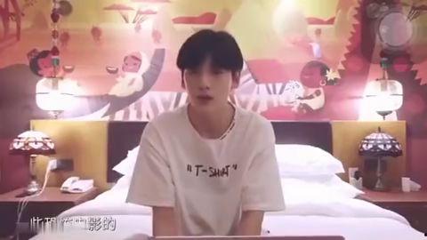 吃瓜小女孩全部视频播放,全网热传视频背后的故事与魅力