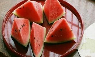 小学视频吃瓜,小学生视频中的甜蜜吃瓜时光