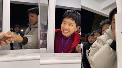 学生围观吃瓜视频大全,学生围观吃瓜视频大盘点